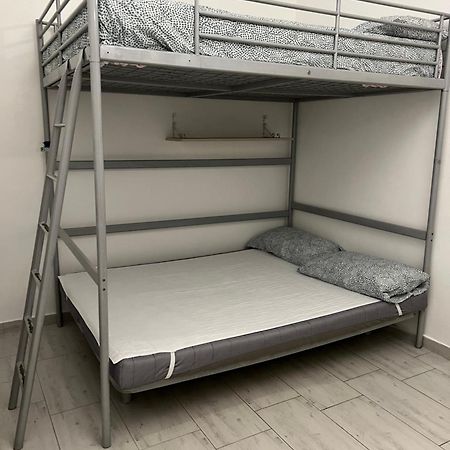 Апартаменты Bed2Go Brescia Турин Экстерьер фото