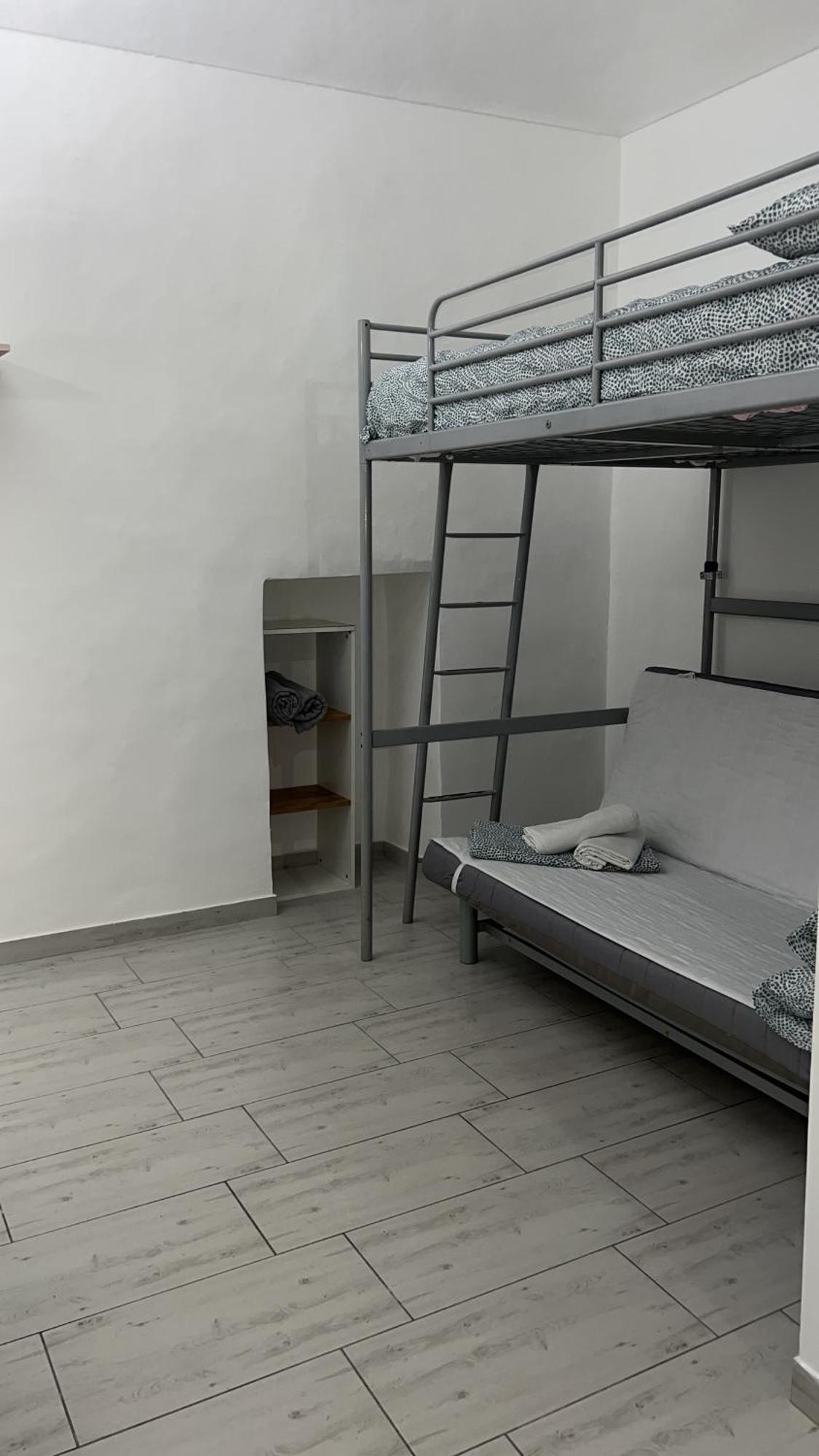 Апартаменты Bed2Go Brescia Турин Экстерьер фото