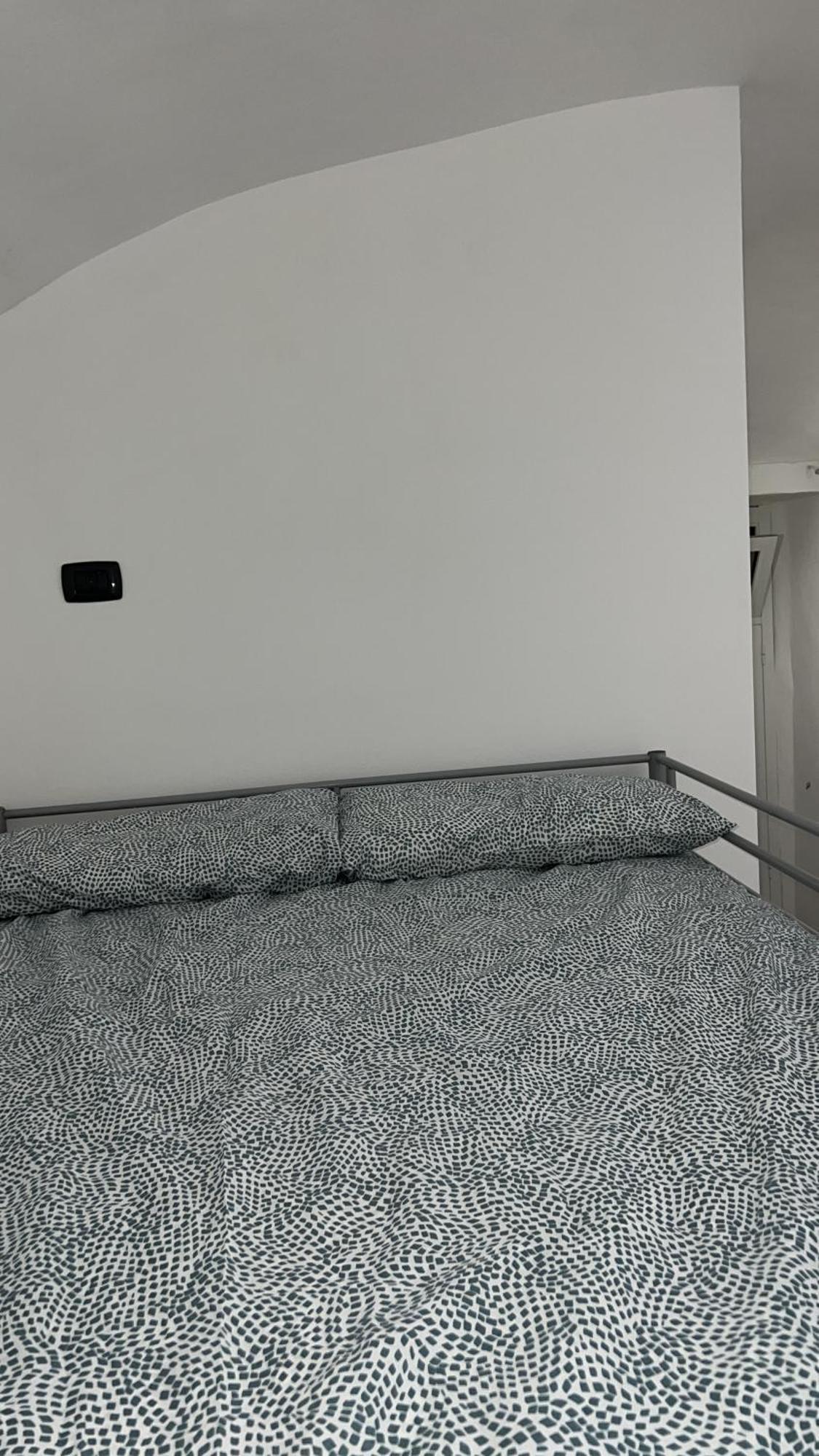 Апартаменты Bed2Go Brescia Турин Экстерьер фото