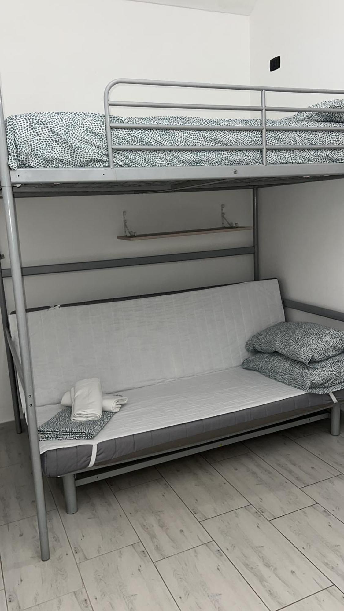 Апартаменты Bed2Go Brescia Турин Экстерьер фото